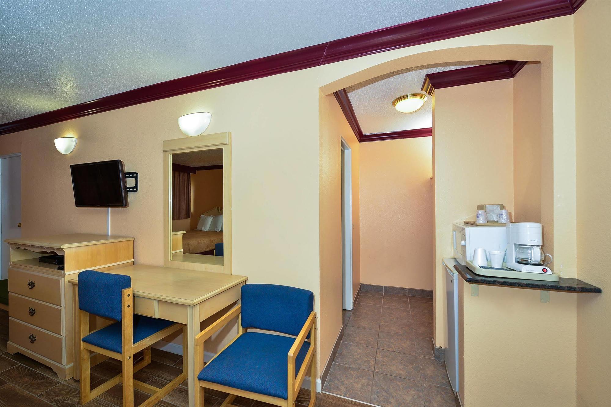 Americas Deluxe Inn- Marysville Exterior photo